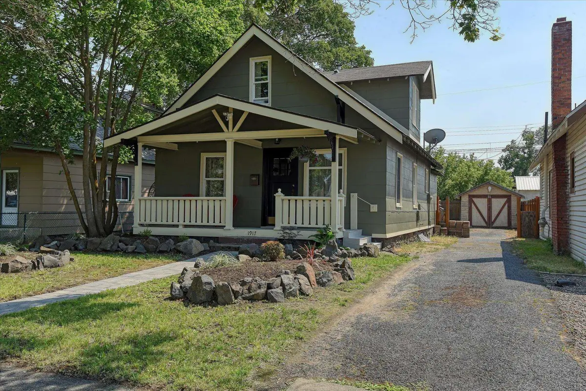 1917 W Mansfield Ave, Spokane, WA 99205 - #1