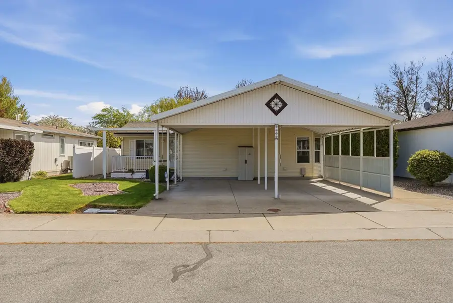 1604 N Hodges Ln, Spokane Valley, WA 99016 - #2