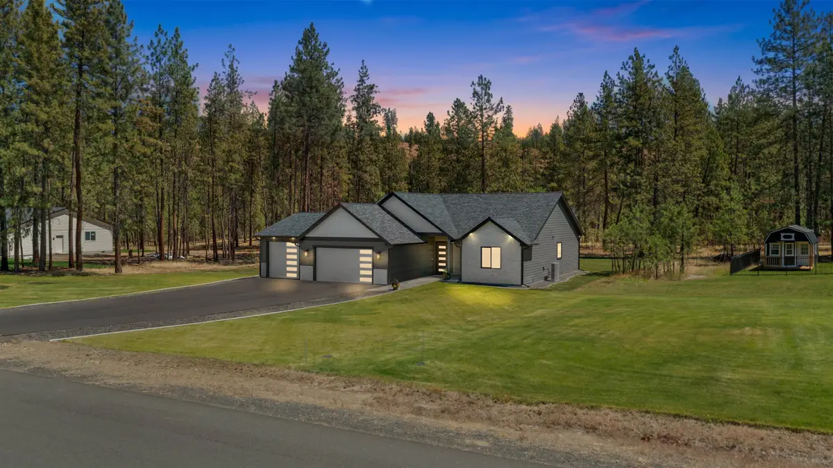 6563 Kate Dr, Nine Mile Falls, WA 99026 - #1