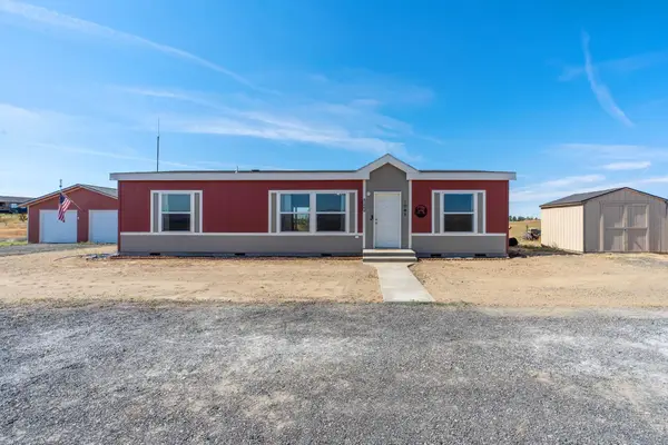 1002 S Dover Rd, Medical Lake, WA 99022