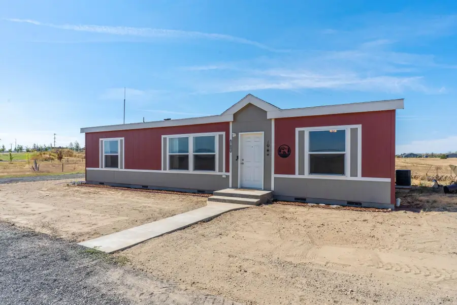 1002 S Dover Rd, Medical Lake, WA 99022 - #2