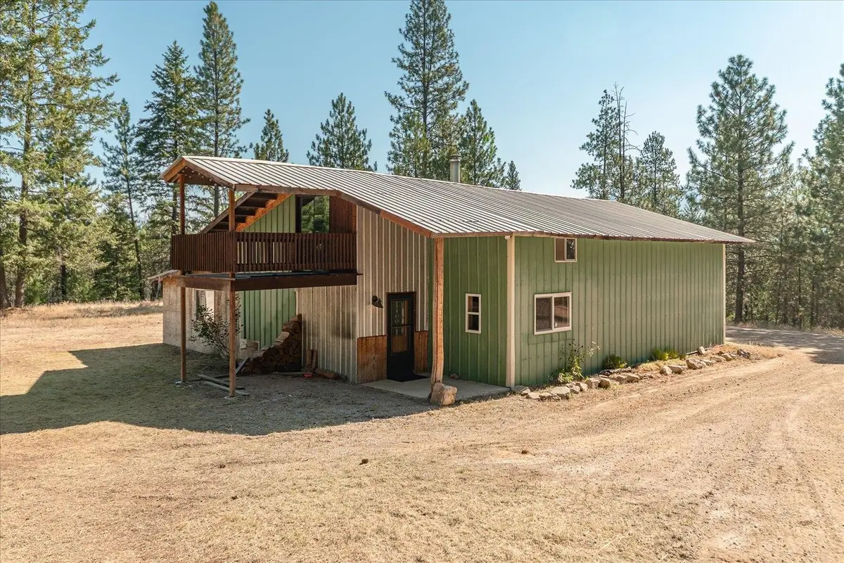 4227 Lyon And Moss Rd, Loon Lake, WA 99148 - #1