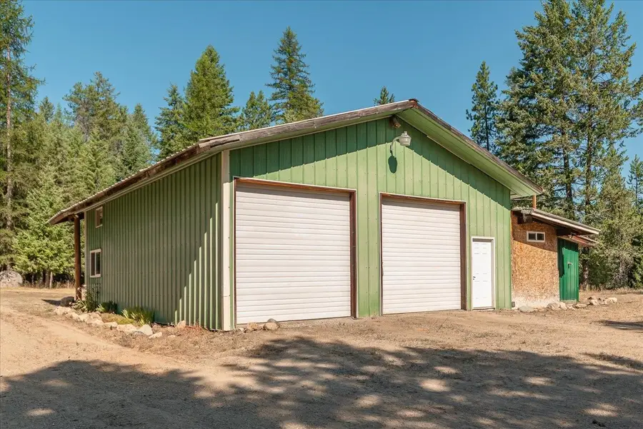 4227 Lyon And Moss Rd, Loon Lake, WA 99148 - #2