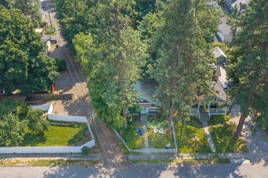 424 E 26th Ave, Spokane, WA 99203 - #2