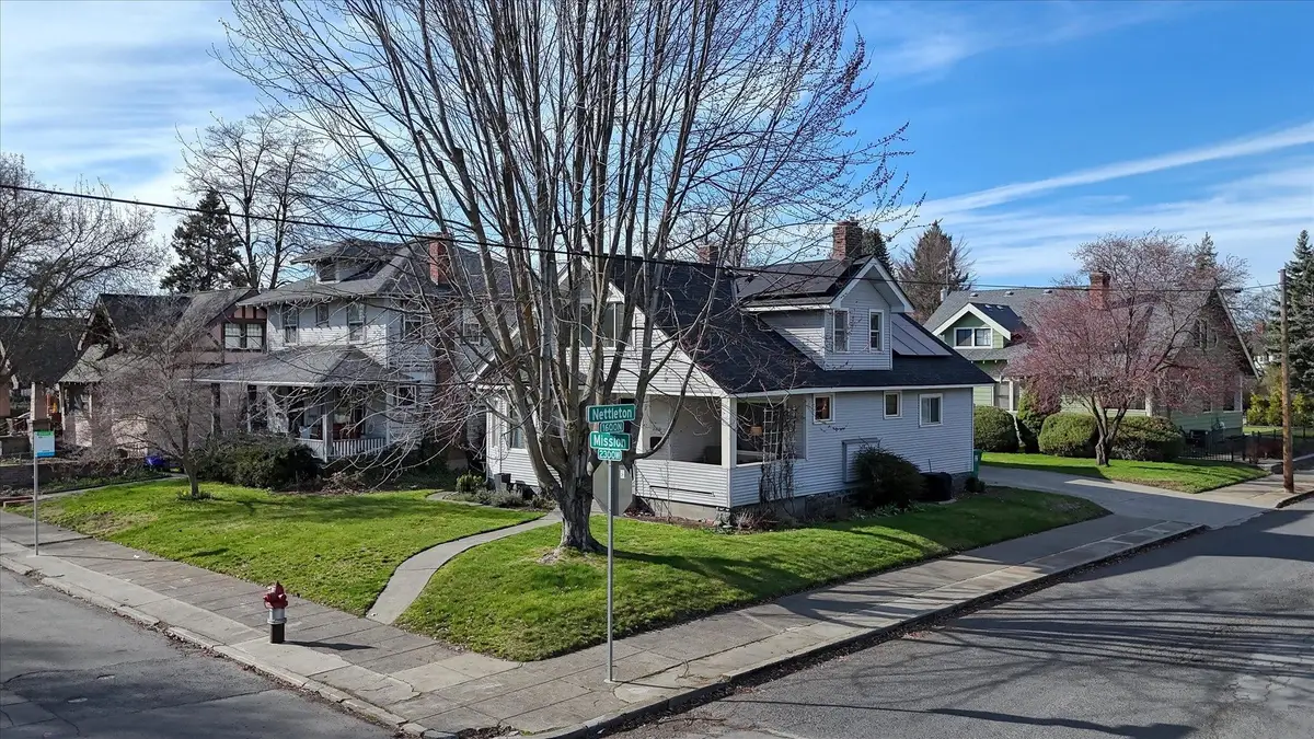 2304 W Mission Ave, Spokane, WA 99201 - #1
