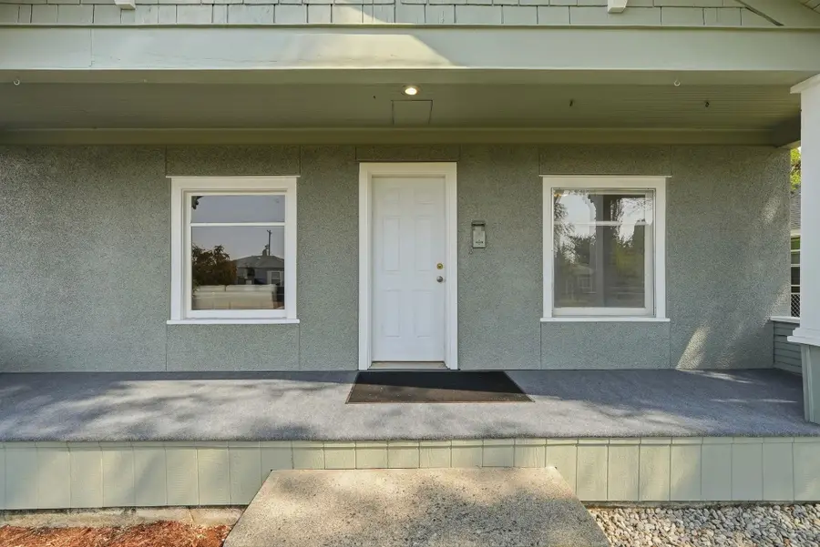 207 E Princeton Ave, Spokane, WA 99107 - #3