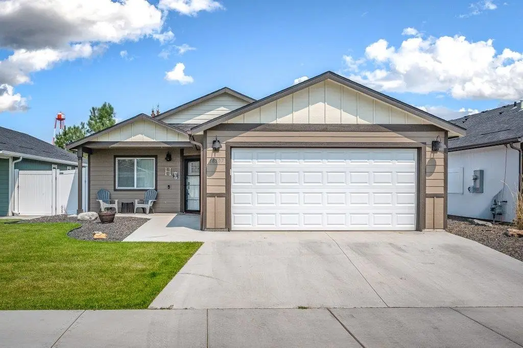 18507 E 3rd Ave, Spokane Valley, WA 99016 - #1