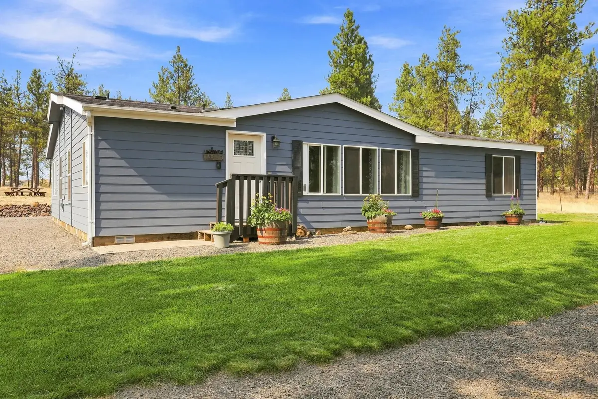29412 W Cornwall Rd, Edwall, WA 99008 - #1