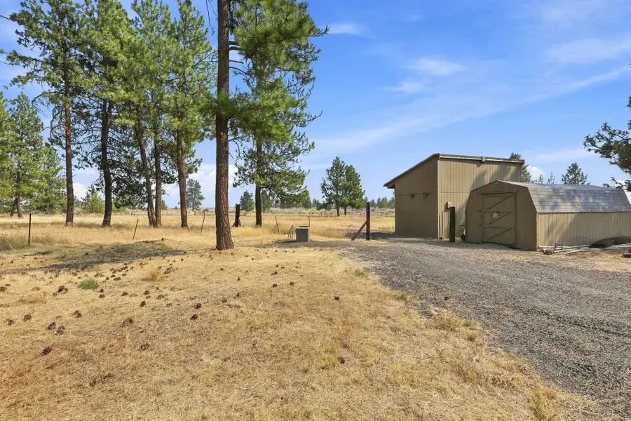 29412 W Cornwall Rd, Edwall, WA 99008 - #3