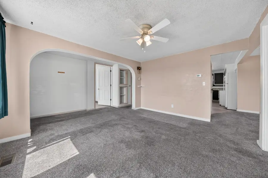 8915 E Grace Ave, Millwood, WA 99212 - #3