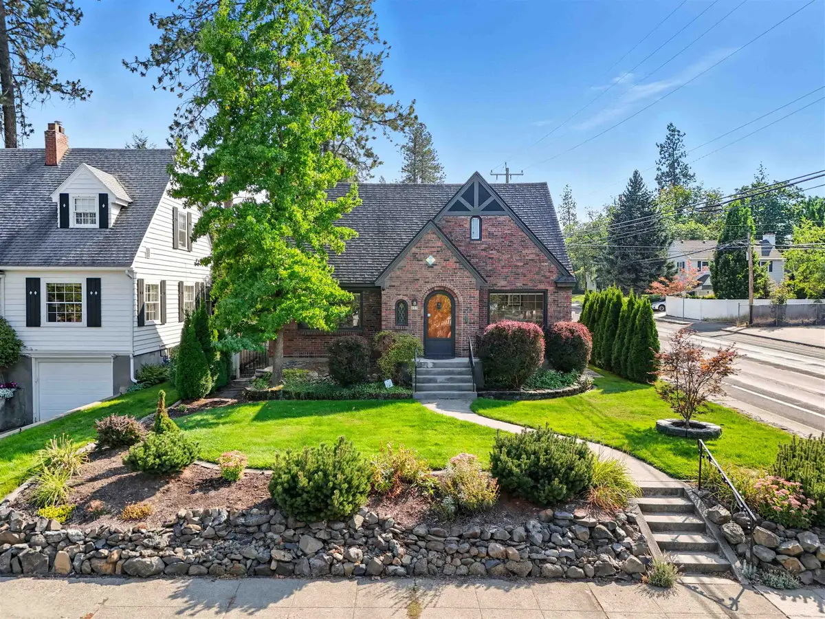 227 W 26th Ave, Spokane, WA 99203 - #1
