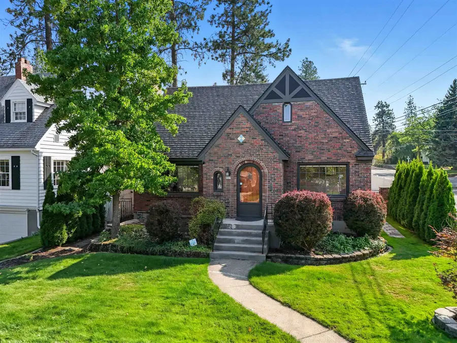 227 W 26th Ave, Spokane, WA 99203 - #3