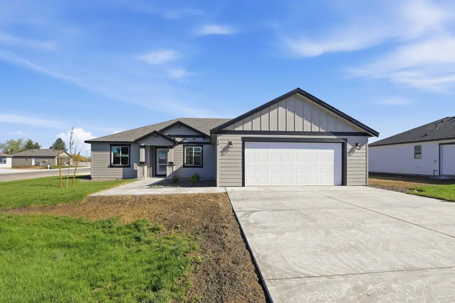 28 W 12th St, Deer Park, WA 99006 - #2