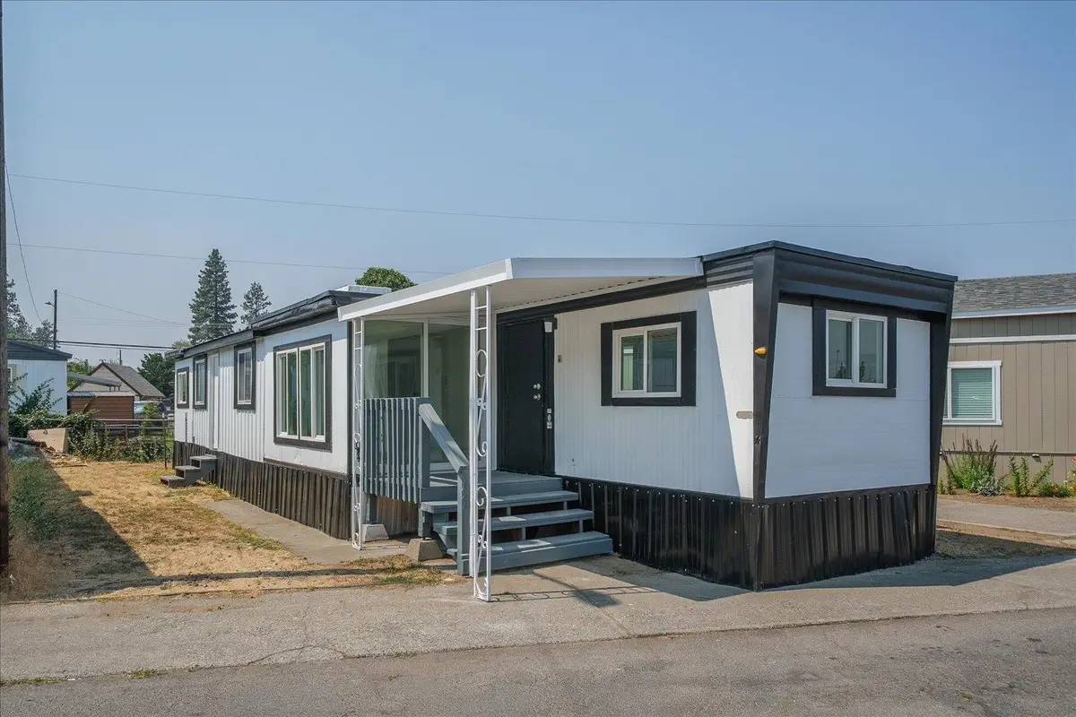 205 S Park Dr, Spokane Valley, WA 99212 - #1