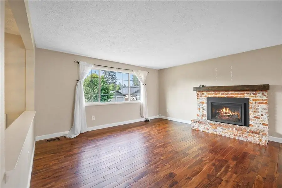 1427 E 35th Ave, Spokane, WA 99203 - #3