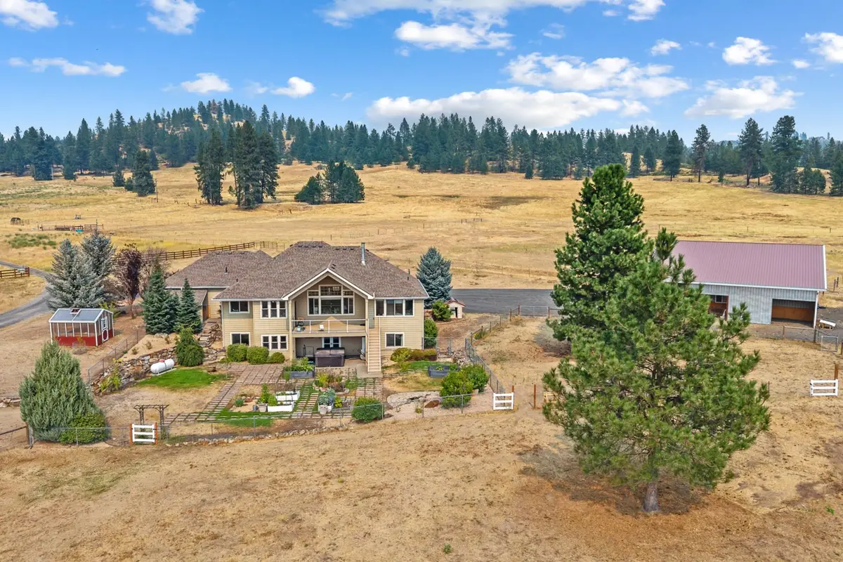 29020 N Hardesty Rd, Chattaroy, WA 99003 - #1