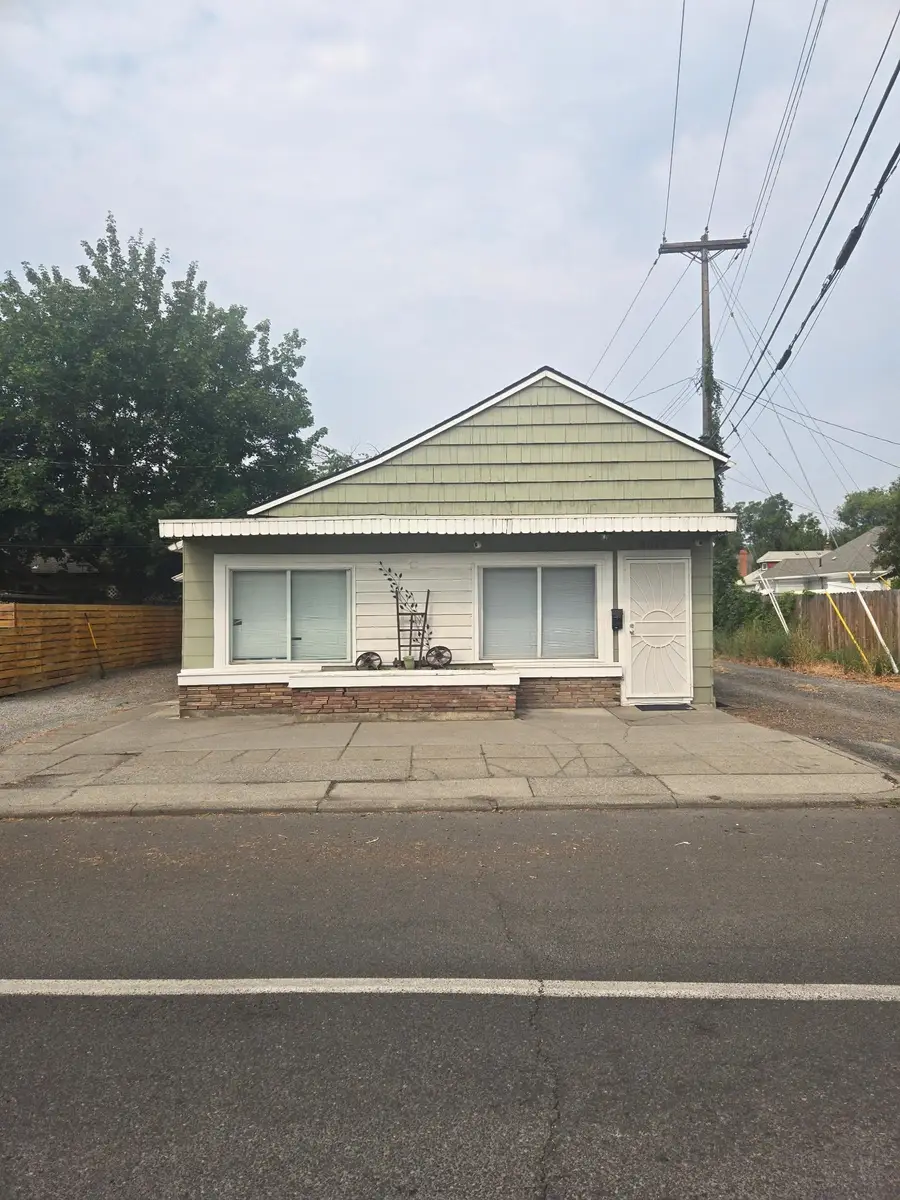 3015 & 3015 1/2 N Post St, Spokane, WA 99205 - #2