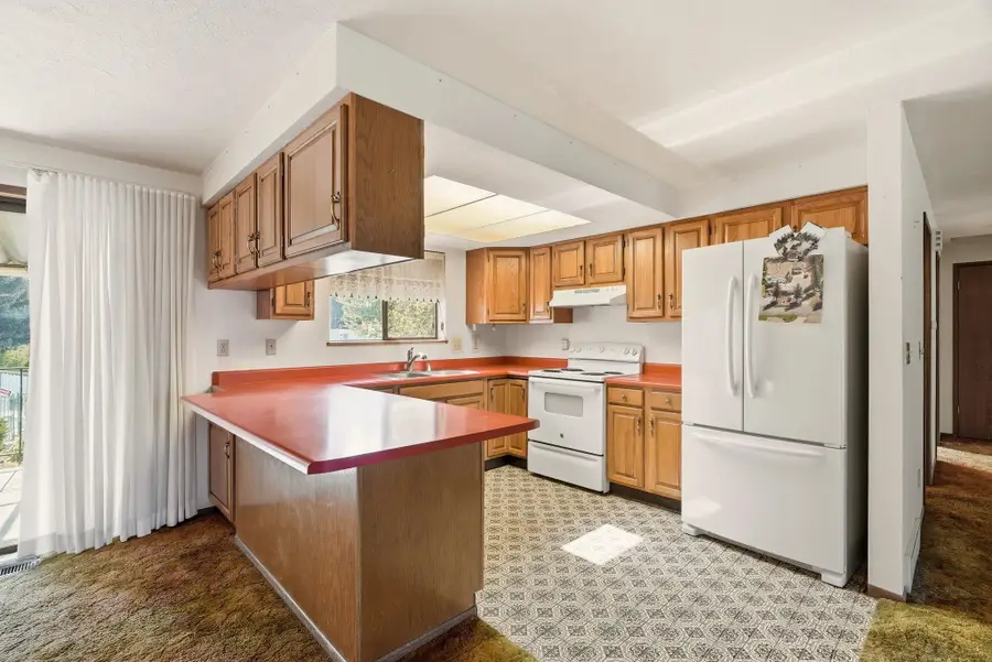 1809 S Carnahan Rd, Spokane, WA 99212 - #2