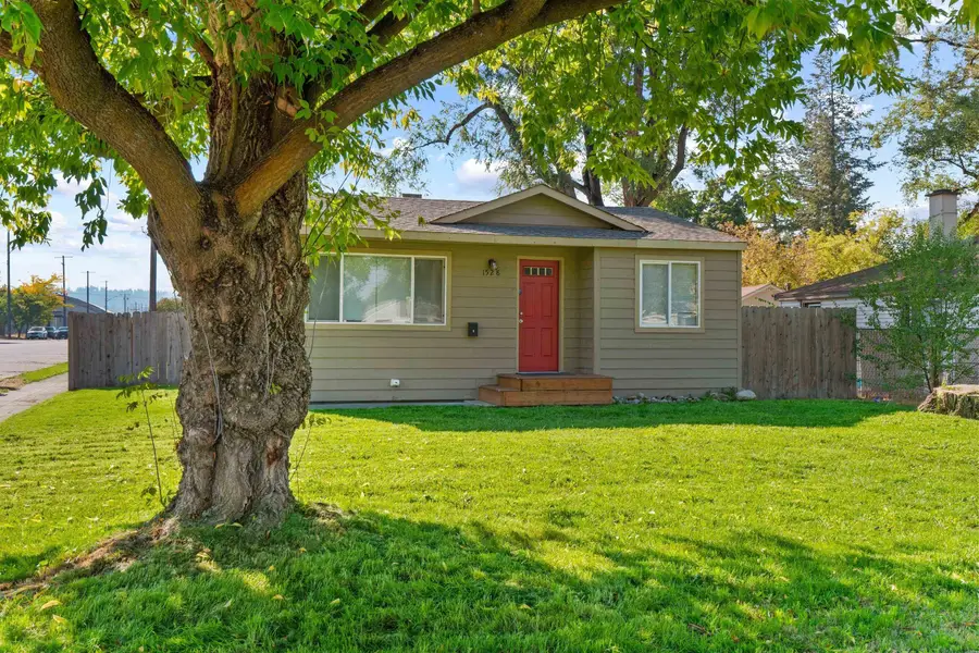 1528 E Cataldo Ave, Spokane, WA 99202 - #2
