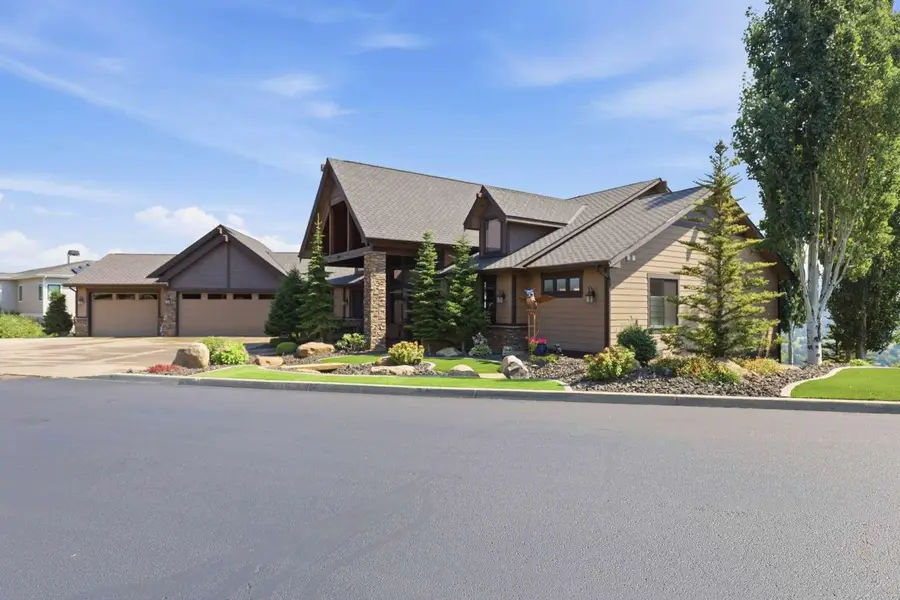 224 N Chief Garry Dr, Liberty Lake, WA 99019 - #2