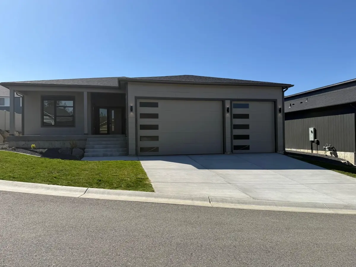 3316 S Custer Ln, Spokane, WA 99223 - #1