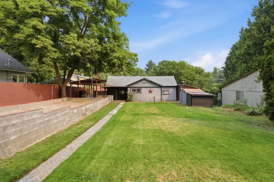1103 E 12th Ave, Spokane, WA 99202 - #2