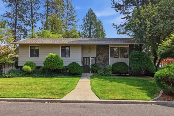 5225 S Madelia St, Spokane, WA 99223