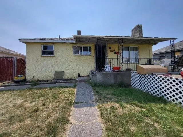 2414 E Longfellow Ave, Spokane, WA 99207 - #1