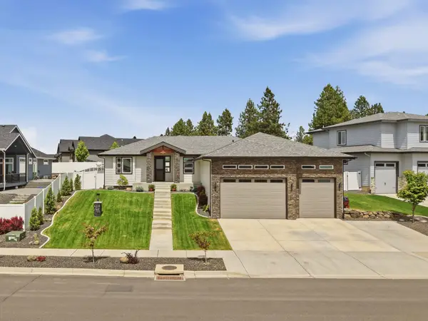 4210 W Pine Cliff Dr, Spokane, WA 99208