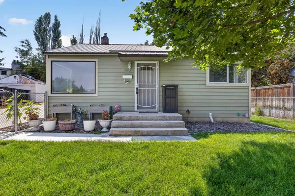 5911 N Braeburn Dr, Spokane, WA 99205