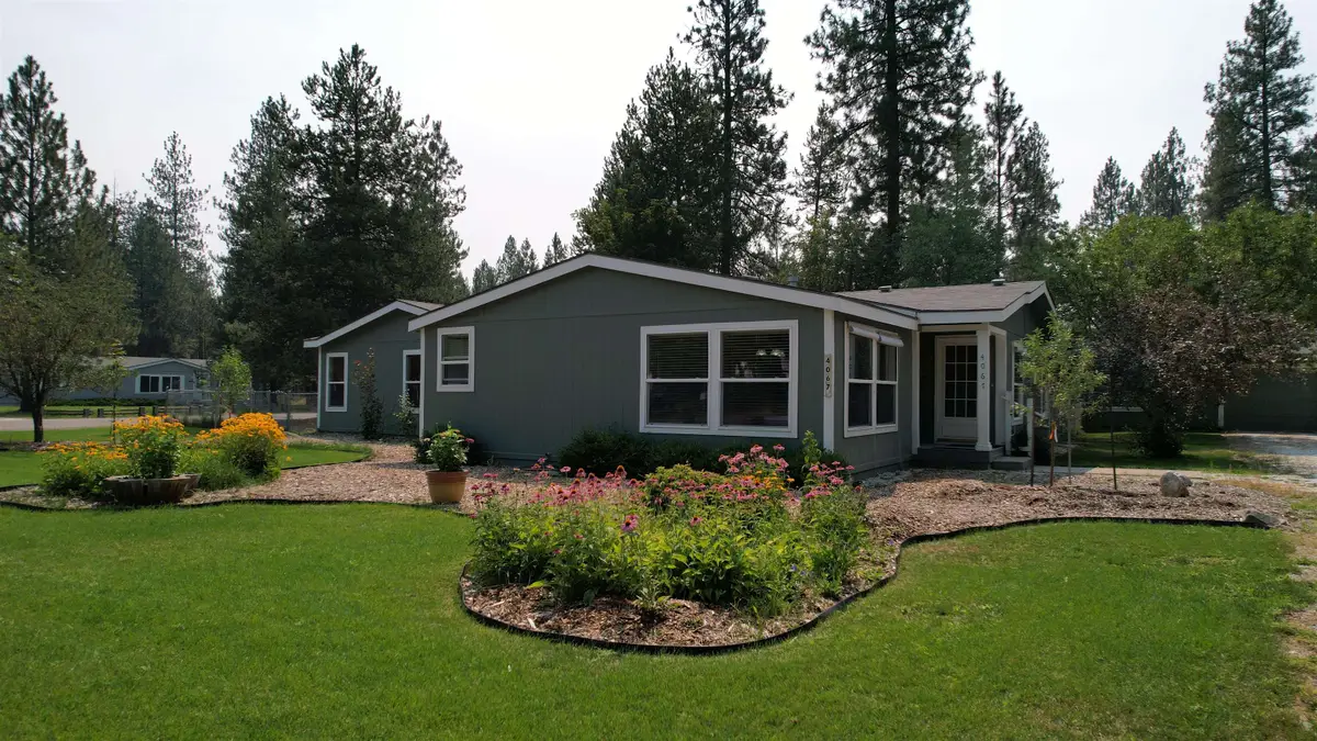 4067 Pine Meadows Dr, Loon Lake, WA 99148 - #1
