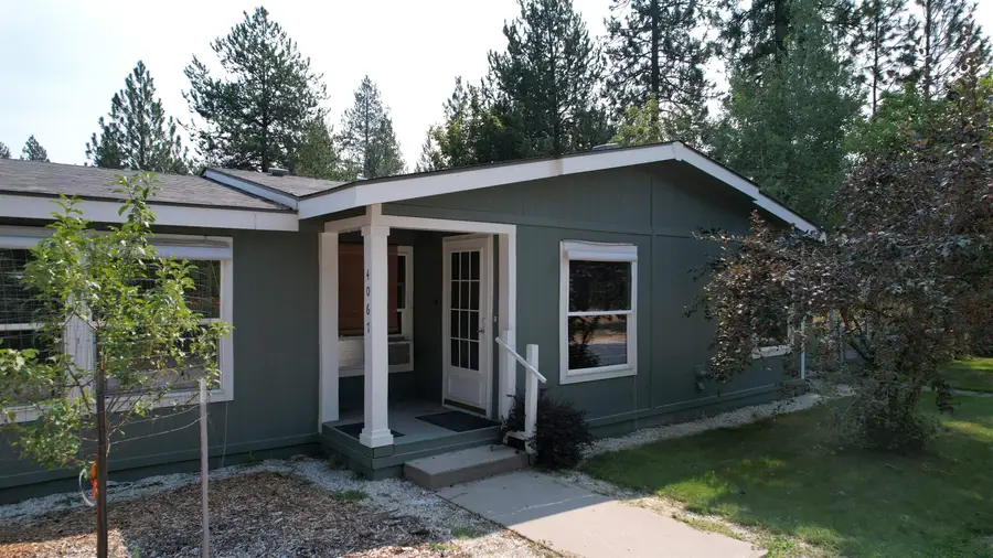 4067 Pine Meadows Dr, Loon Lake, WA 99148 - #2