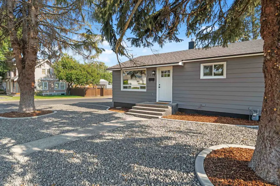 1528 E Walton Ave, Spokane, WA 99207 - #2