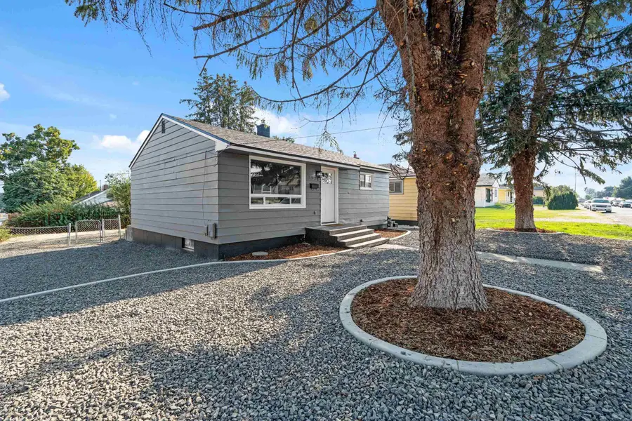 1528 E Walton Ave, Spokane, WA 99207 - #3