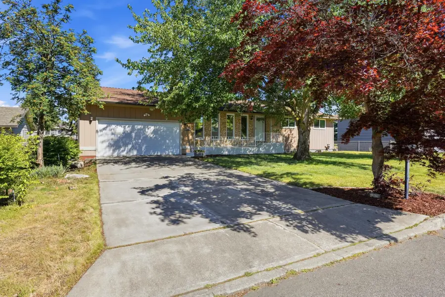 1225 S Woodlawn Rd, Spokane Valley, WA 99216 - #2