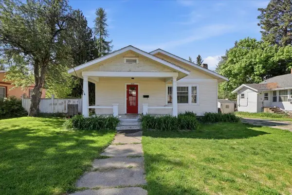 826 E 34th Ave, Spokane, WA 99203