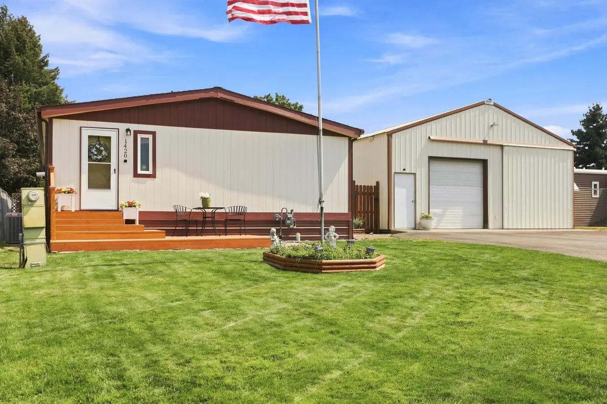1420 N Cavalier Ct, Liberty Lake, WA 99016 - #1