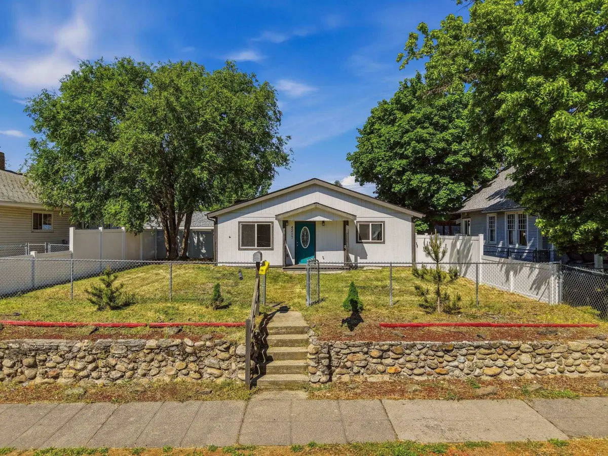 4217 N Madison St, Spokane, WA 99205 - #1