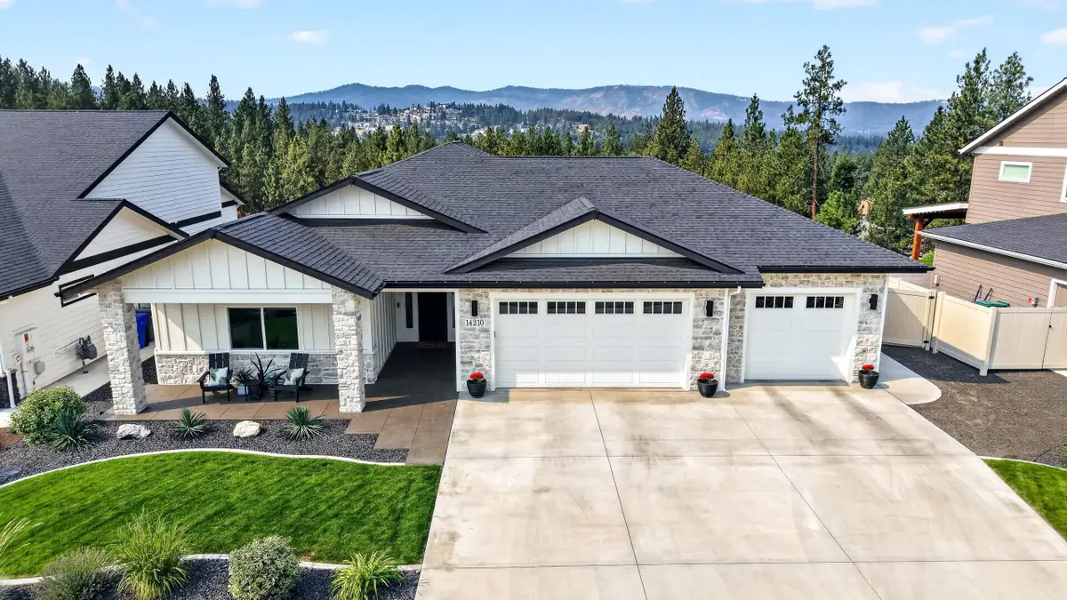 14210 E 39th Ln, Veradale, WA 99037 - #1