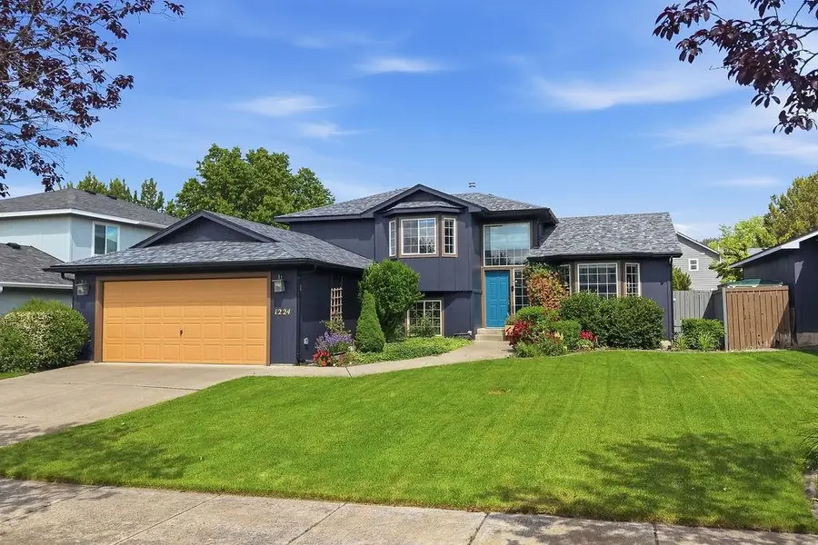 1224 N Stevenson Rd, Liberty Lake, WA 99019 - #2