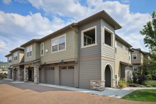 24481 E Pinnacle Ct #Unit D, Liberty Lake, WA 99019