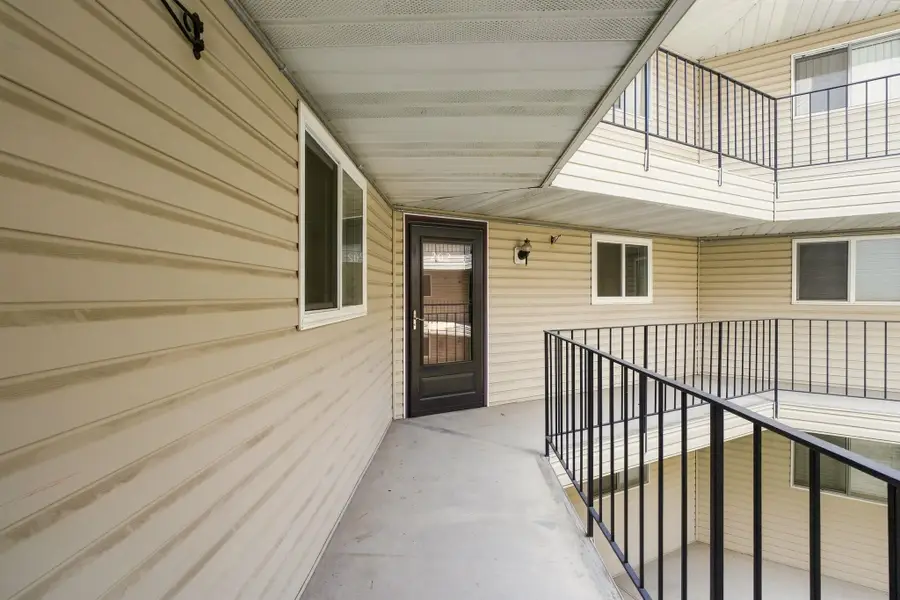 10321 E Main Ave #202, Spokane Valley, WA 99206 - #3