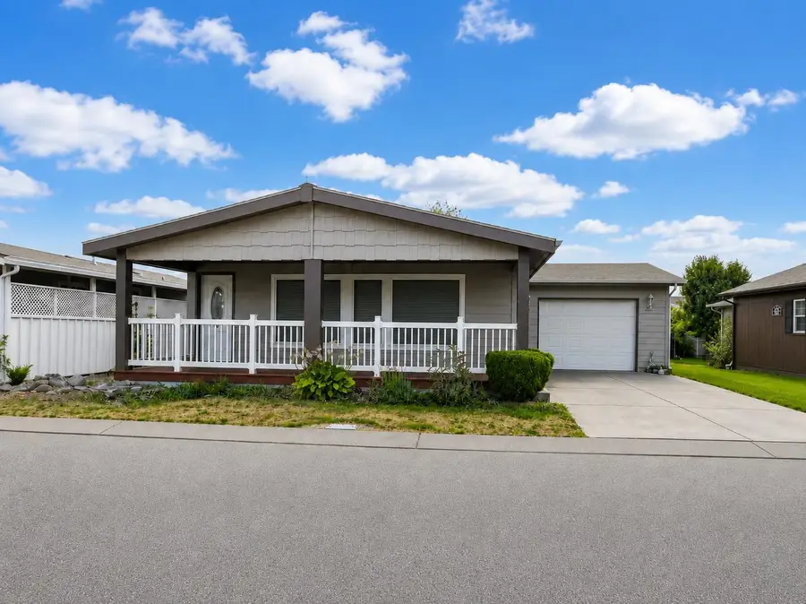 1617 N Hodges Ln, Spokane Valley, WA 99016 - #2