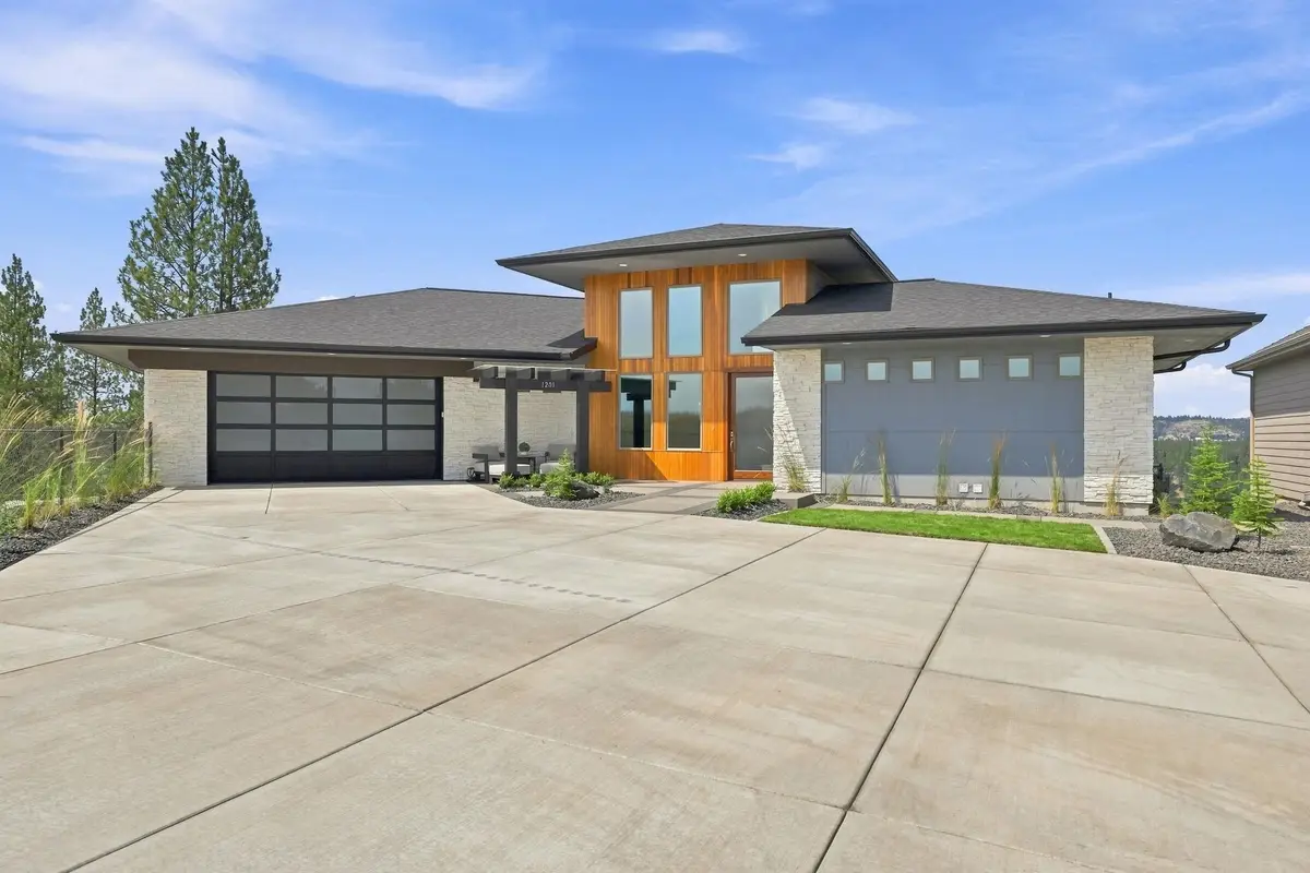 1201 E Fireside Ln, Spokane, WA 99208 - #1