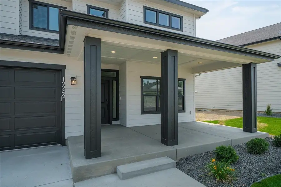 12242 N Valencia Ave, Spokane, WA 99218 - #2
