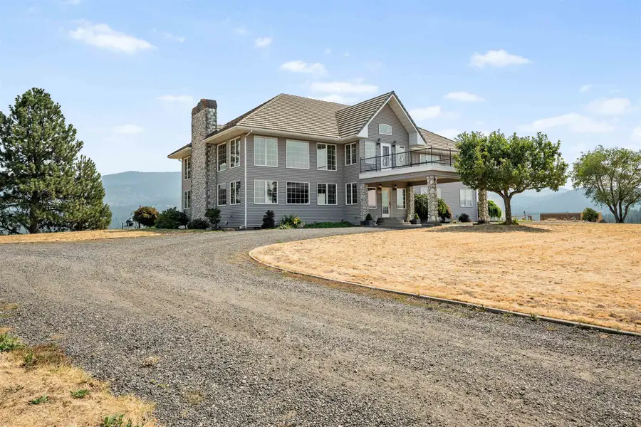 4216 S Owl Ln, Greenacres, WA 99016 - #2