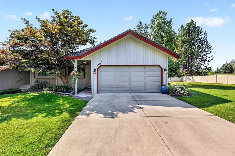 3908 S Alder Cir, Spokane, WA 99223 - #2