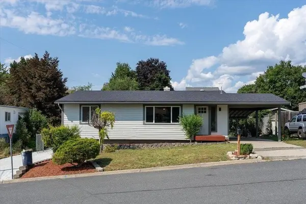 1025 E Ivy Ave, Colville, WA 99109