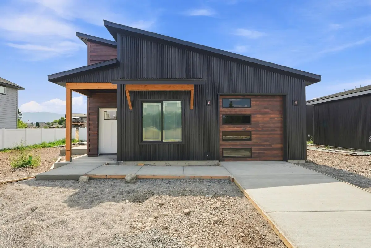 17428 E Maxwell Ave, Greenacres, WA 99016 - #1