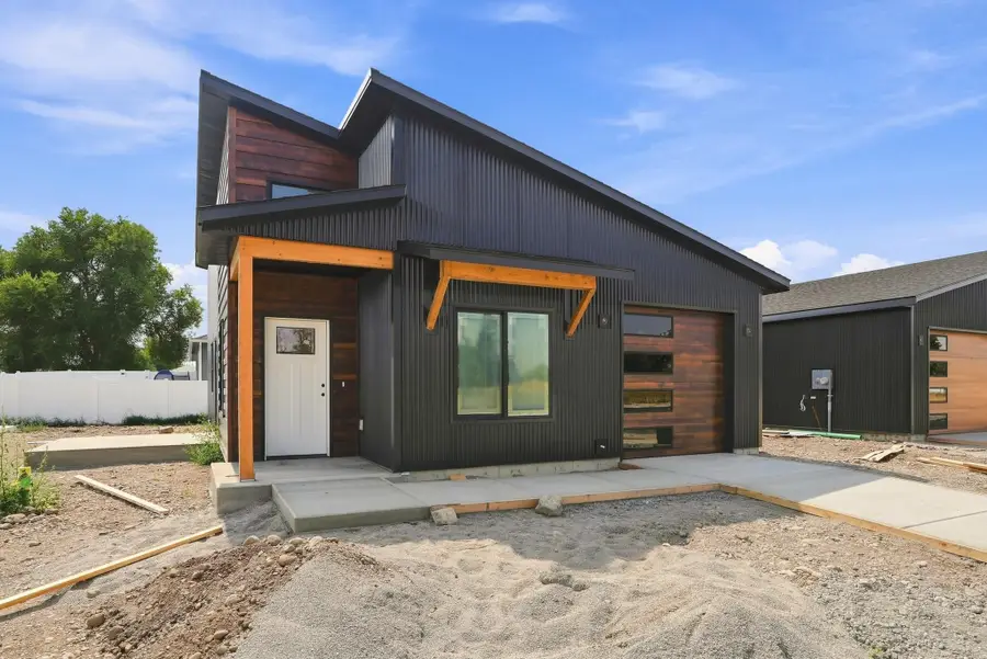 17428 E Maxwell Ave, Greenacres, WA 99016 - #2